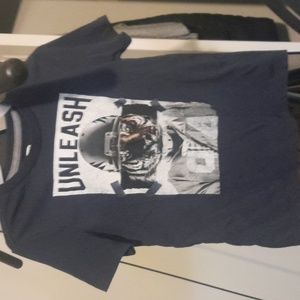 Used kids old navy shirt size small 6/7